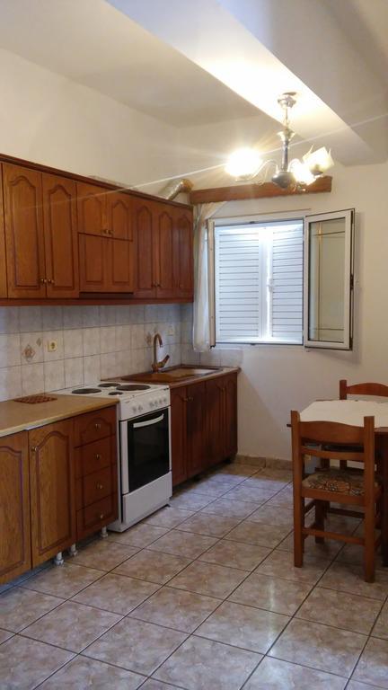 Elena Apartament Sarandë Eksteriør bilde
